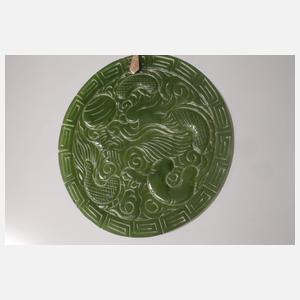 Großer Jadeanhänger