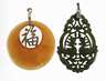 Zwei Schmuckanhänger
