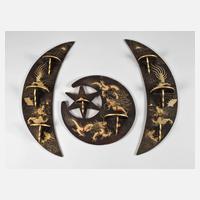 Drei Wandkonsolen Lack111