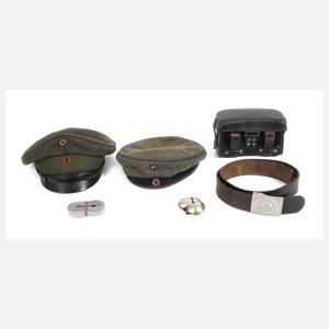 Konvolut Mützen und Ausrüstung 1. Weltkrieg