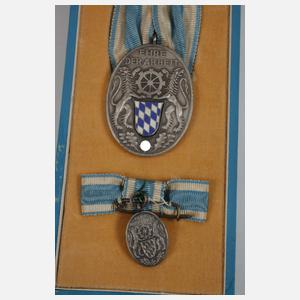 Treuedienstabzeichen der Bayerischen Industrie