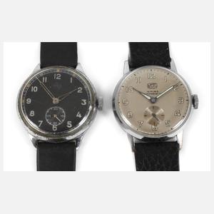 Zwei Dienstuhren DDR