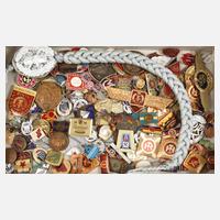 Konvolut Abzeichen DDR111