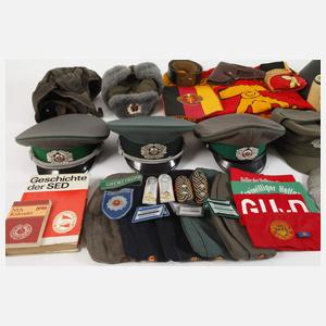 Großes Konvolut NVA