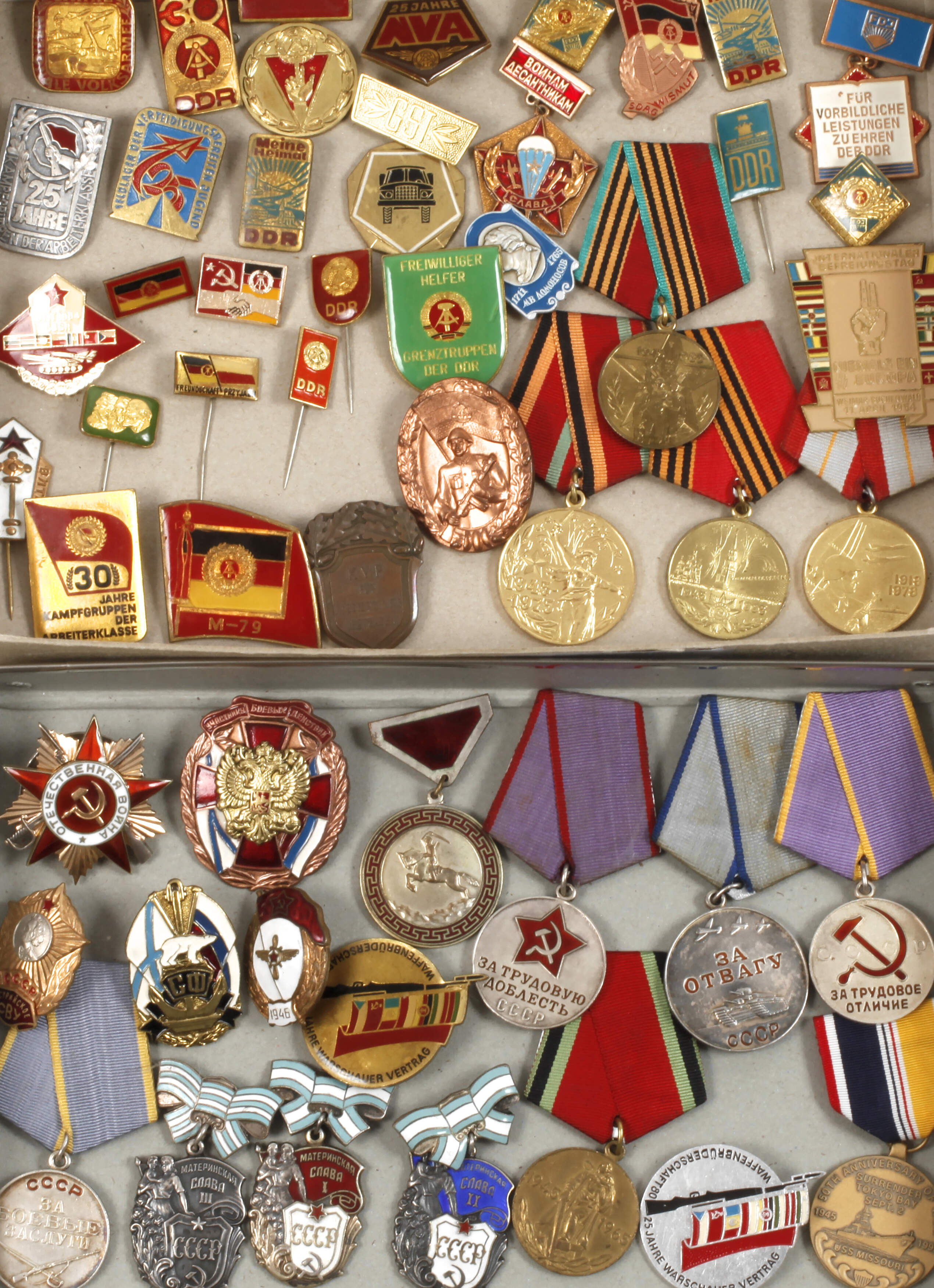 Konvolut Orden und Abzeichen Russland und DDR