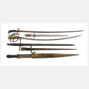Konvolut Säbel, Bajonette und Schwerter