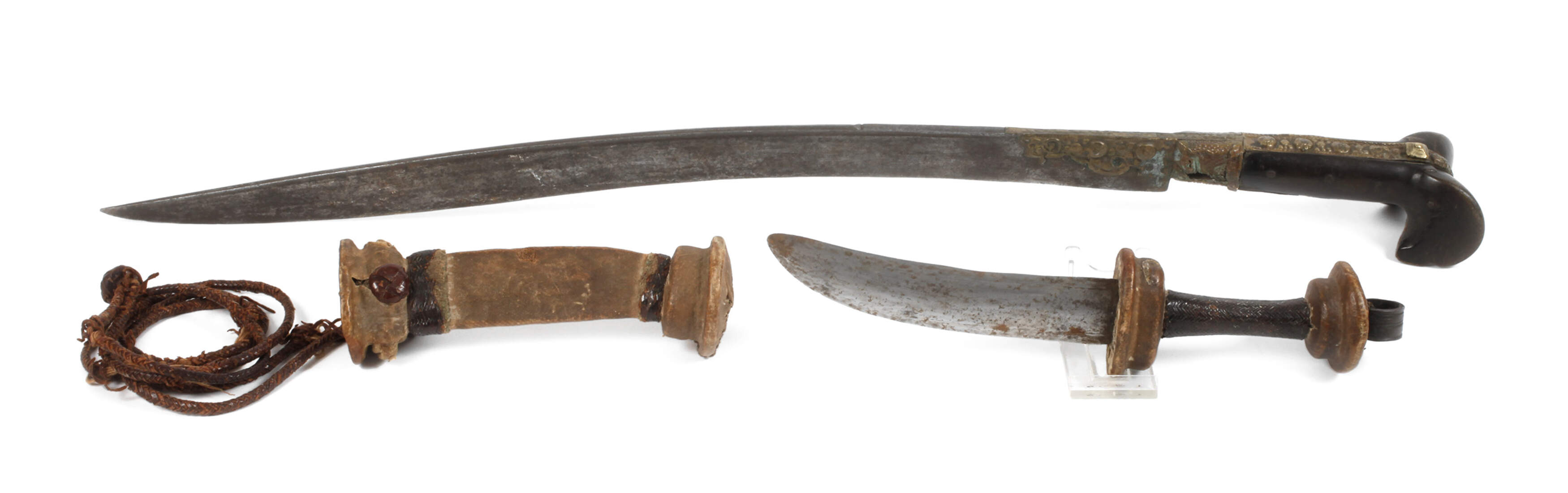 Jatagan und osmanischer Dolch