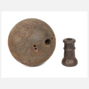 Kanonenkugel und Tischmörser