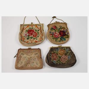 Konvolut handbestickte Taschen