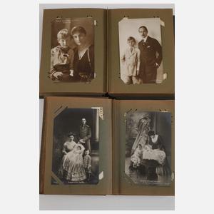 Zwei Postkartenalben deutsche Kaiserfamilie