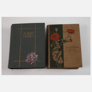 Zwei Postkartenalben deutsche Kaiserfamilie