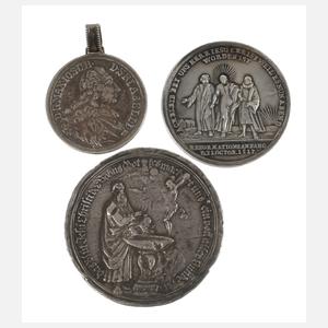 Drei Medaillen