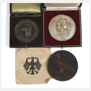 Drei Medaillen