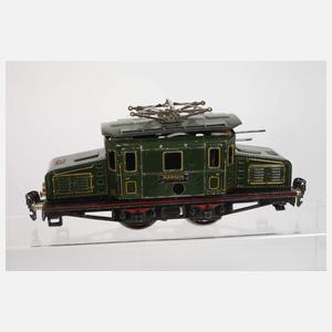 Märklin E-Lok und zwei Wagons