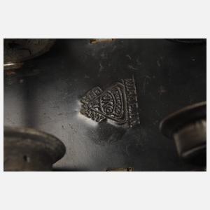 Märklin E-Lok und zwei Wagons