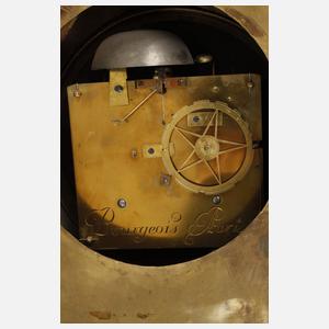 Übergroße Louis-XVI.-Kartelluhr