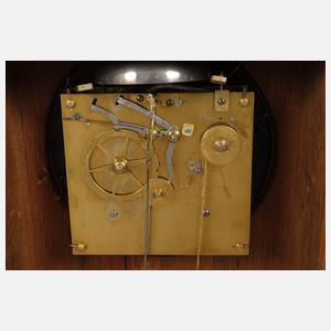 Klassizistische Stutzuhr mit Wecker