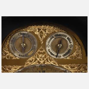 Große englische Stutzuhr mit Carillon