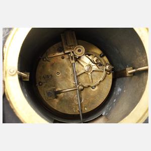 Figurenpendule Bronze