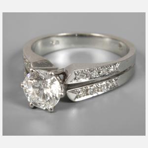 Damenring mit Brillanten von 1,03 ct