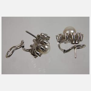 Paar Ohrstecker mit Perlen und Brillanten