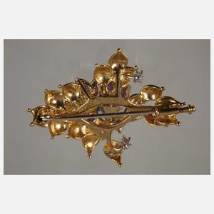 Blütenbrosche mit Amethysten und Brillanten