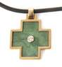 Kreuzanhänger mit Jade und Brillant