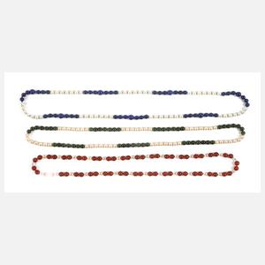 Konvolut Ketten mit Schmucksteinen und Perlen