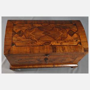 Barocke Runddeckeltruhe