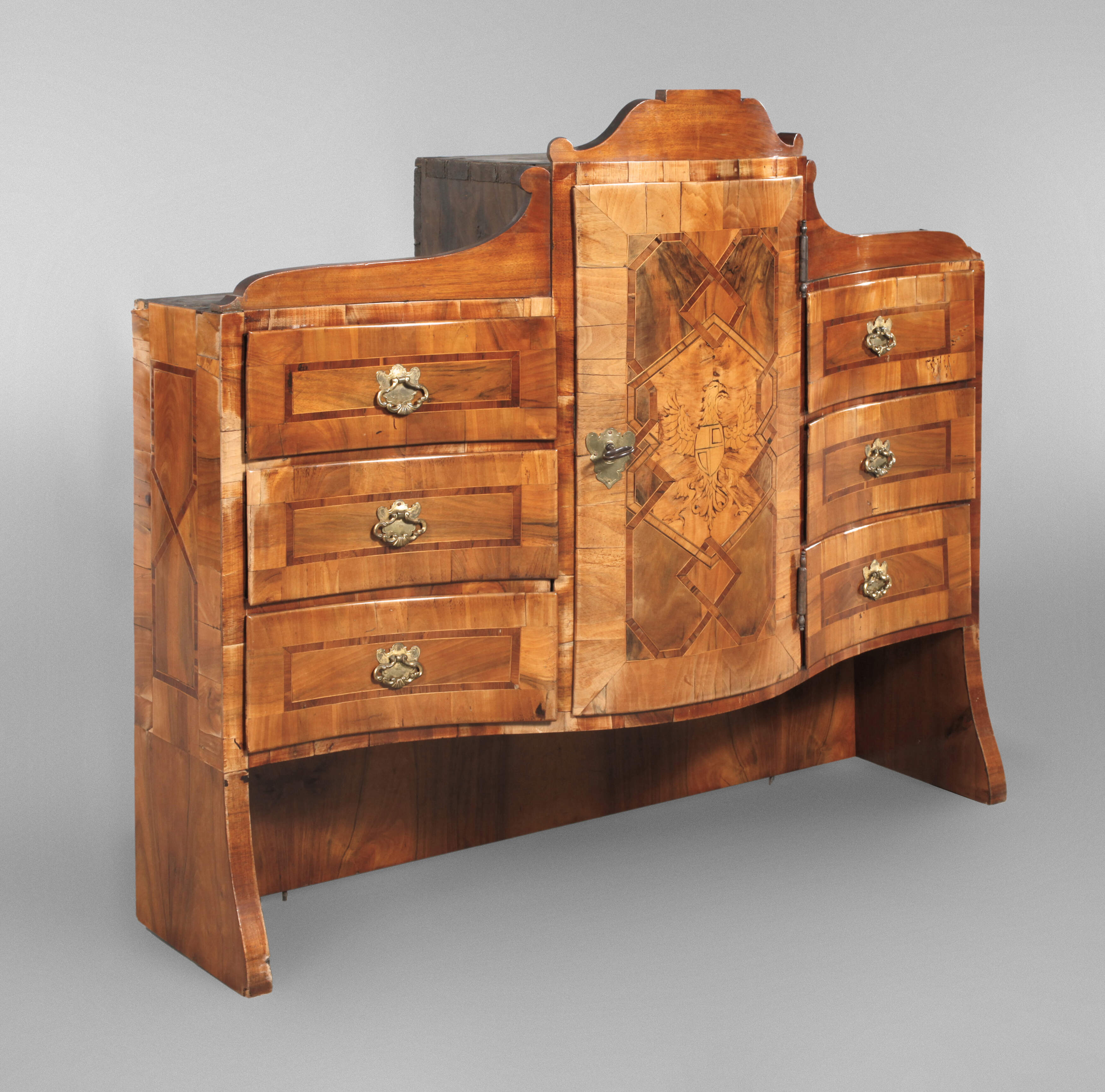 Aufsatz eines Barocksekretärs