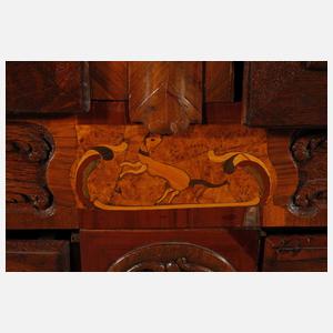 Großer barocker Hallenschrank