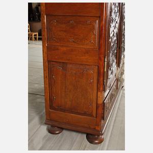 Großer barocker Hallenschrank