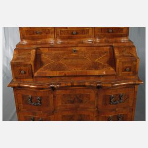 Aufsatzsekretär im Barockstil