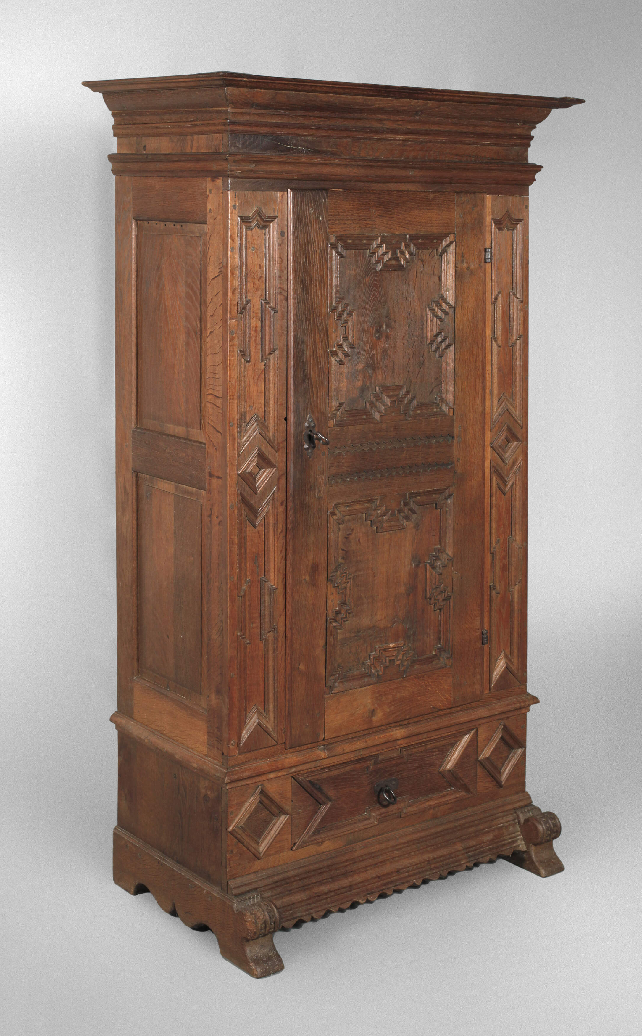 Kleiner Barockschrank