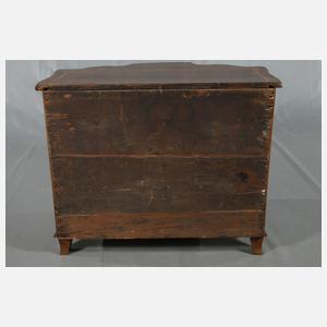 Kleine Kommode Barock