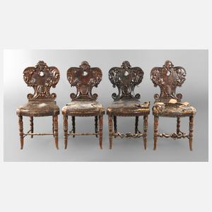 Vier Brettstühle im Renaissancestil