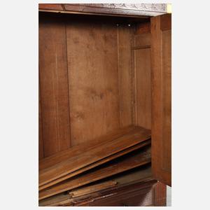 Dielenschrank Klassizismus