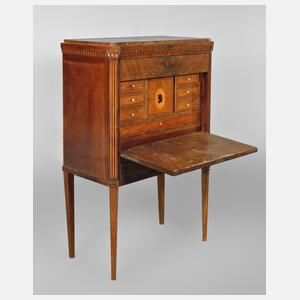 Kleiner Schreibsekretär im Louis-Seize-Stil