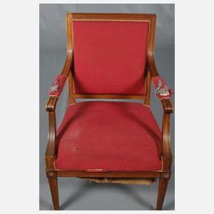 Drei neoklassizistische Armlehnsessel