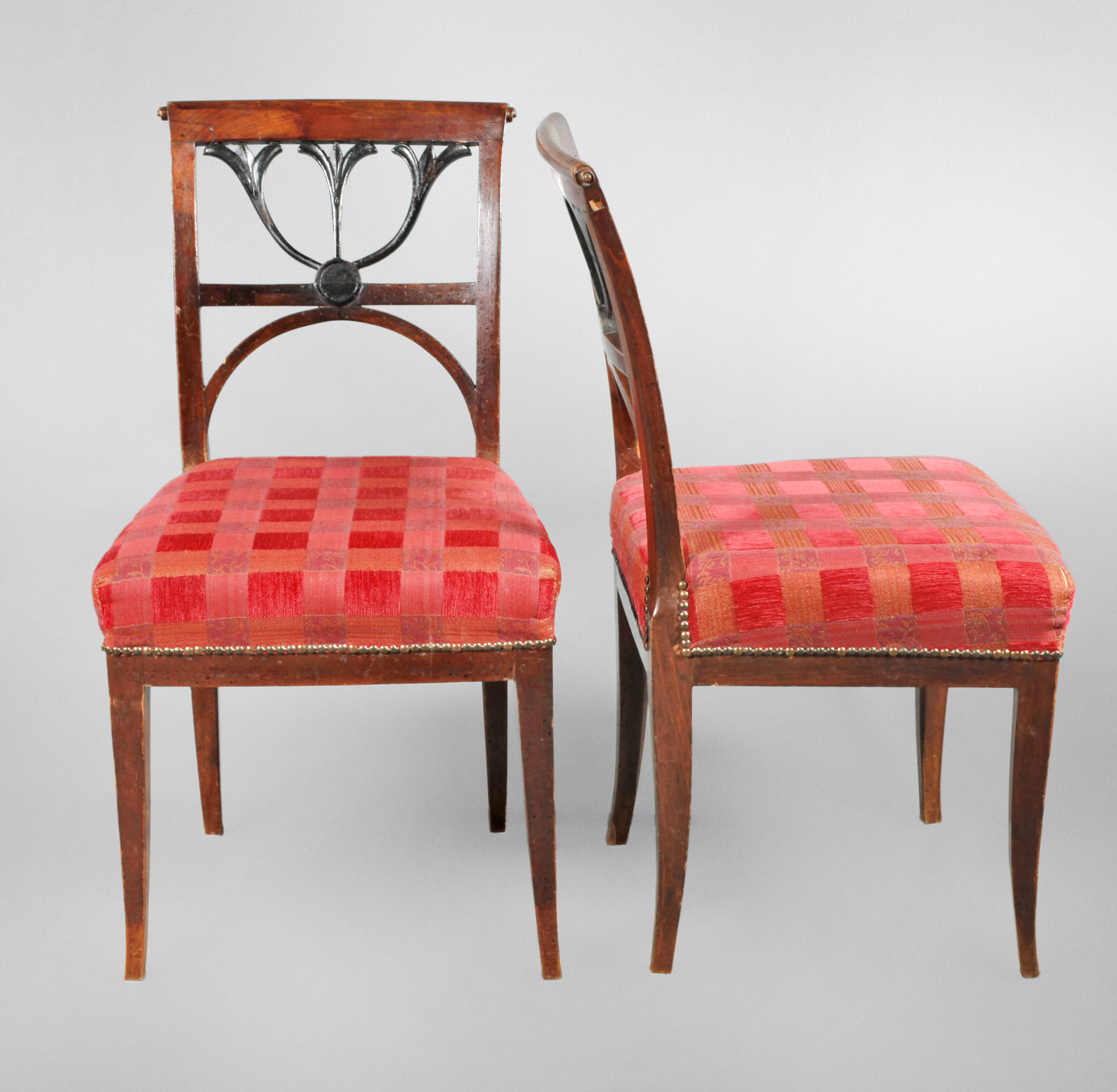 Paar klassizistische Stühle