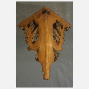 Klassizistische Eckkonsole