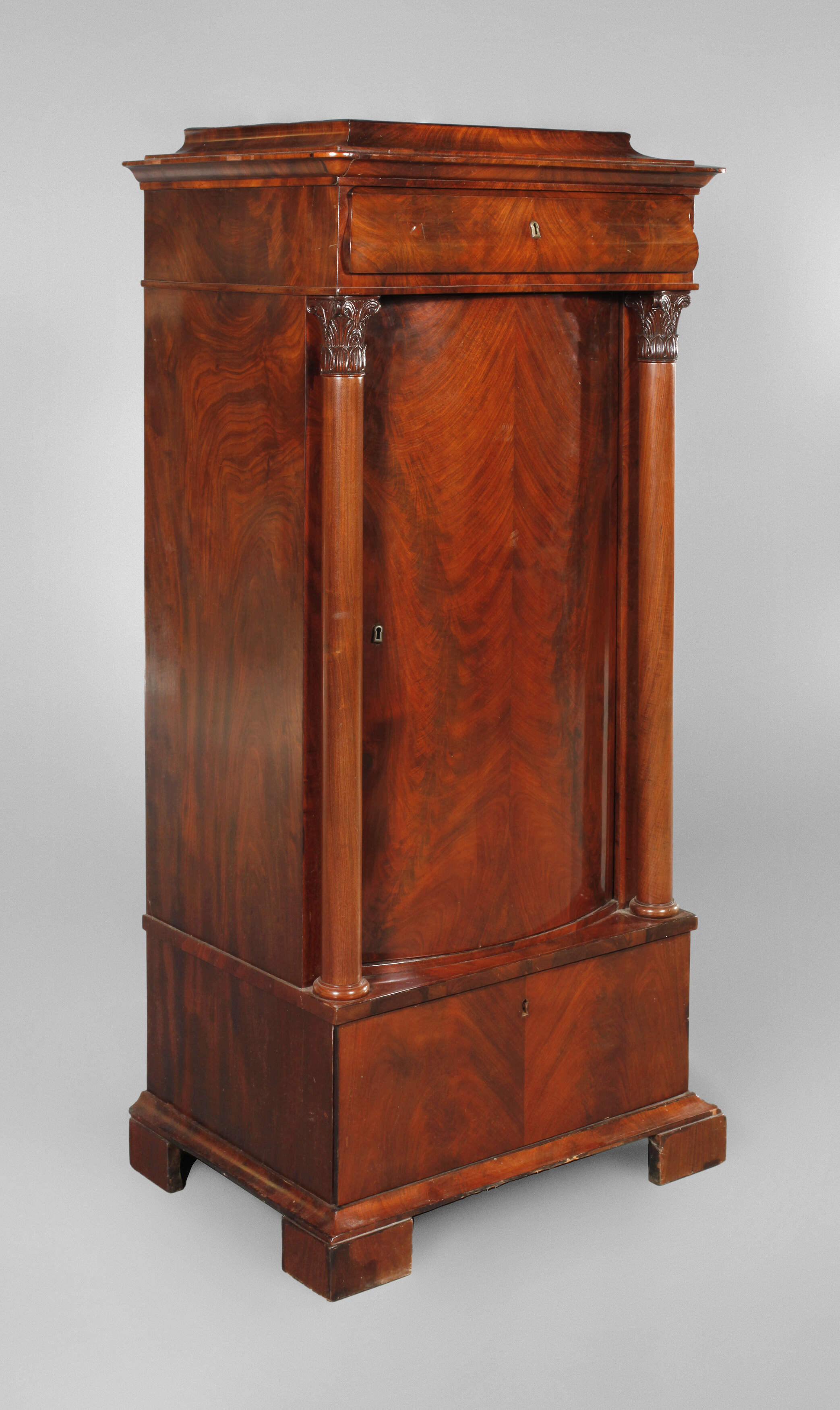 Säulenschrank Biedermeier