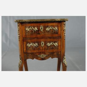 Nachtschränkchen Neobarock