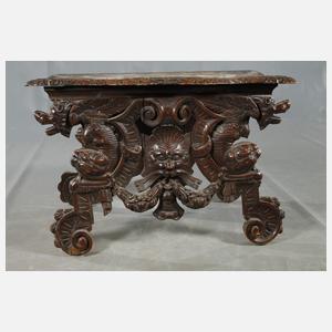 Sitzbank im Renaissancestil