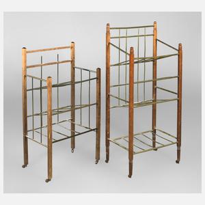 Zwei Zeitungsständer