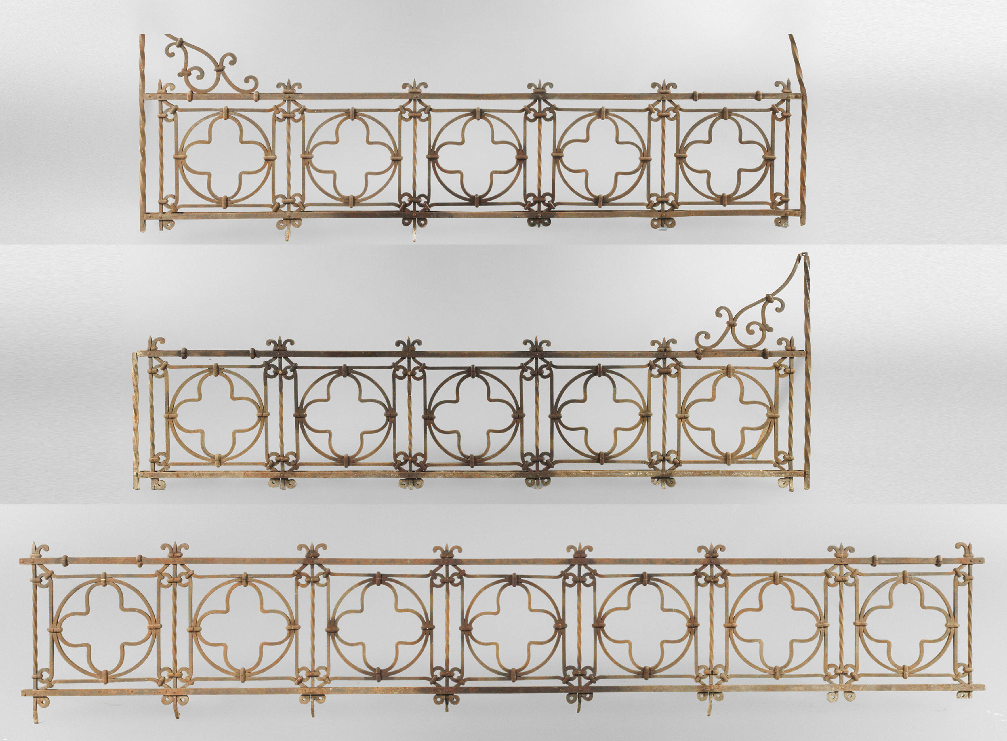 Schmiedeeiserne Grabeinfassung
