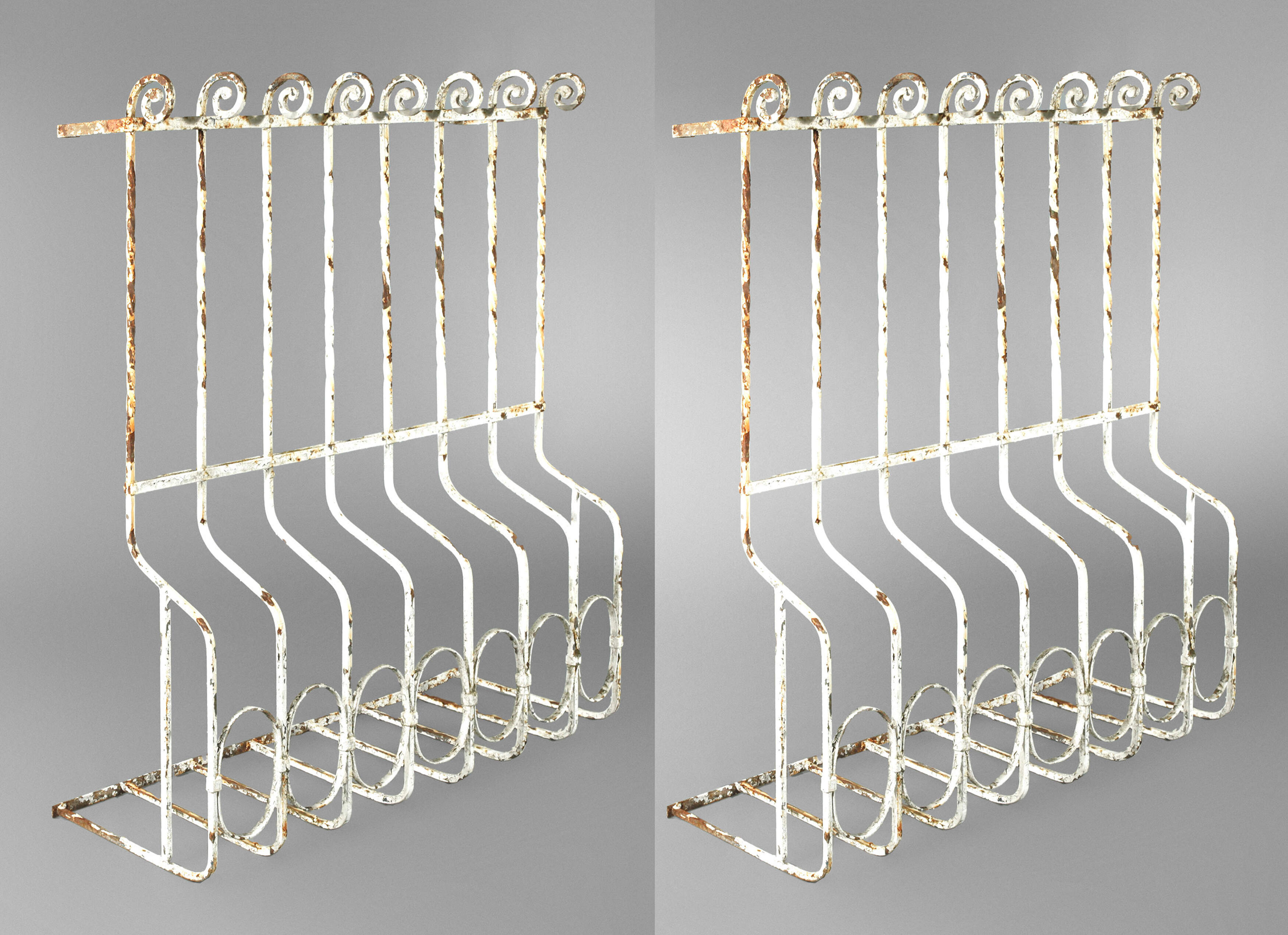 Paar Fenstergitter Schmiedeeisen