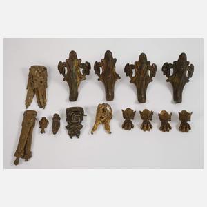 Konvolut klassizistische Möbelbeschläge