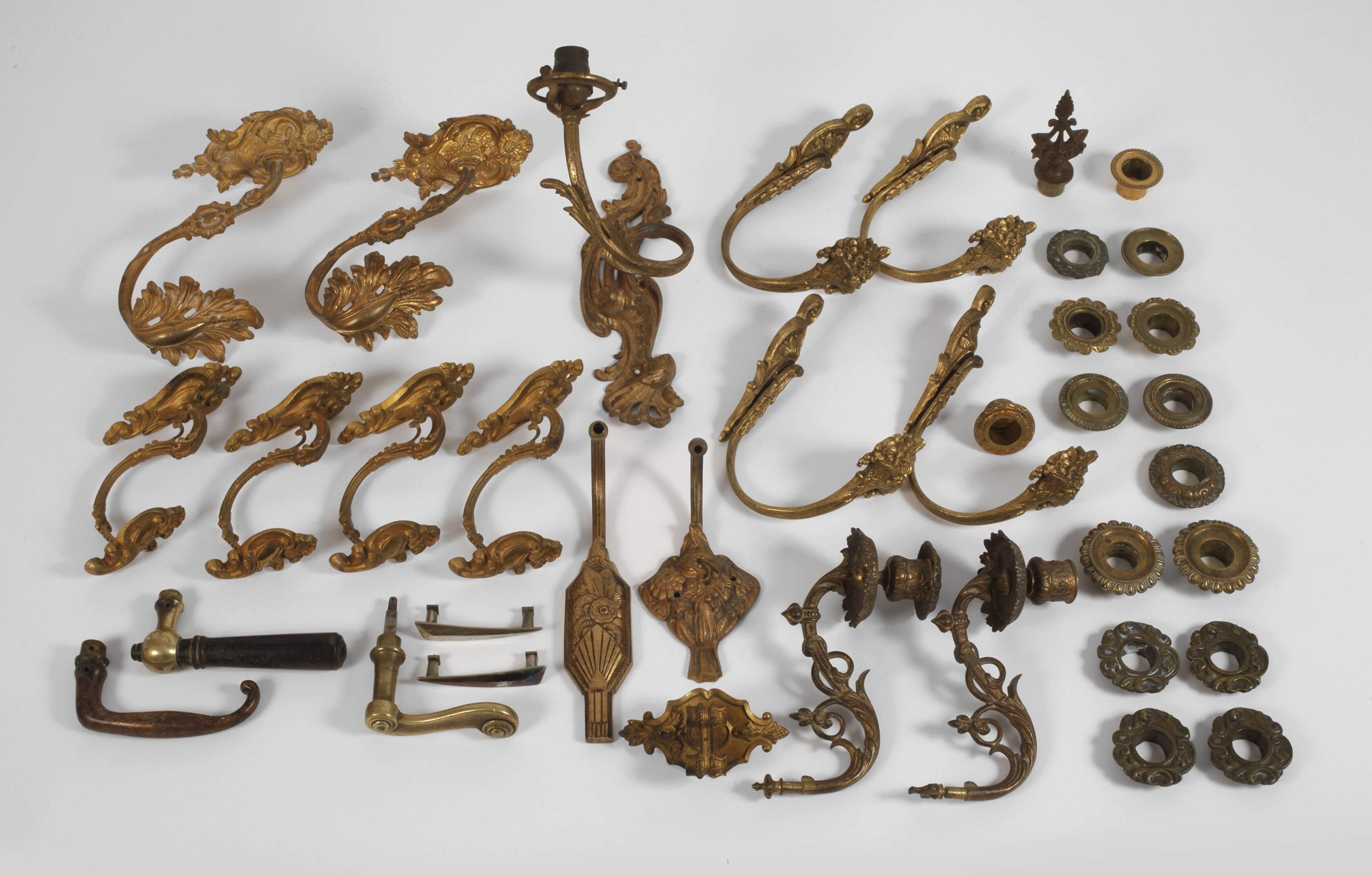 Großes Konvolut Beschläge