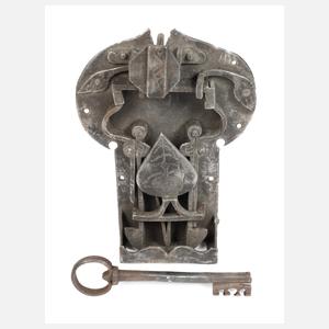 Gotisches Truhenschloss